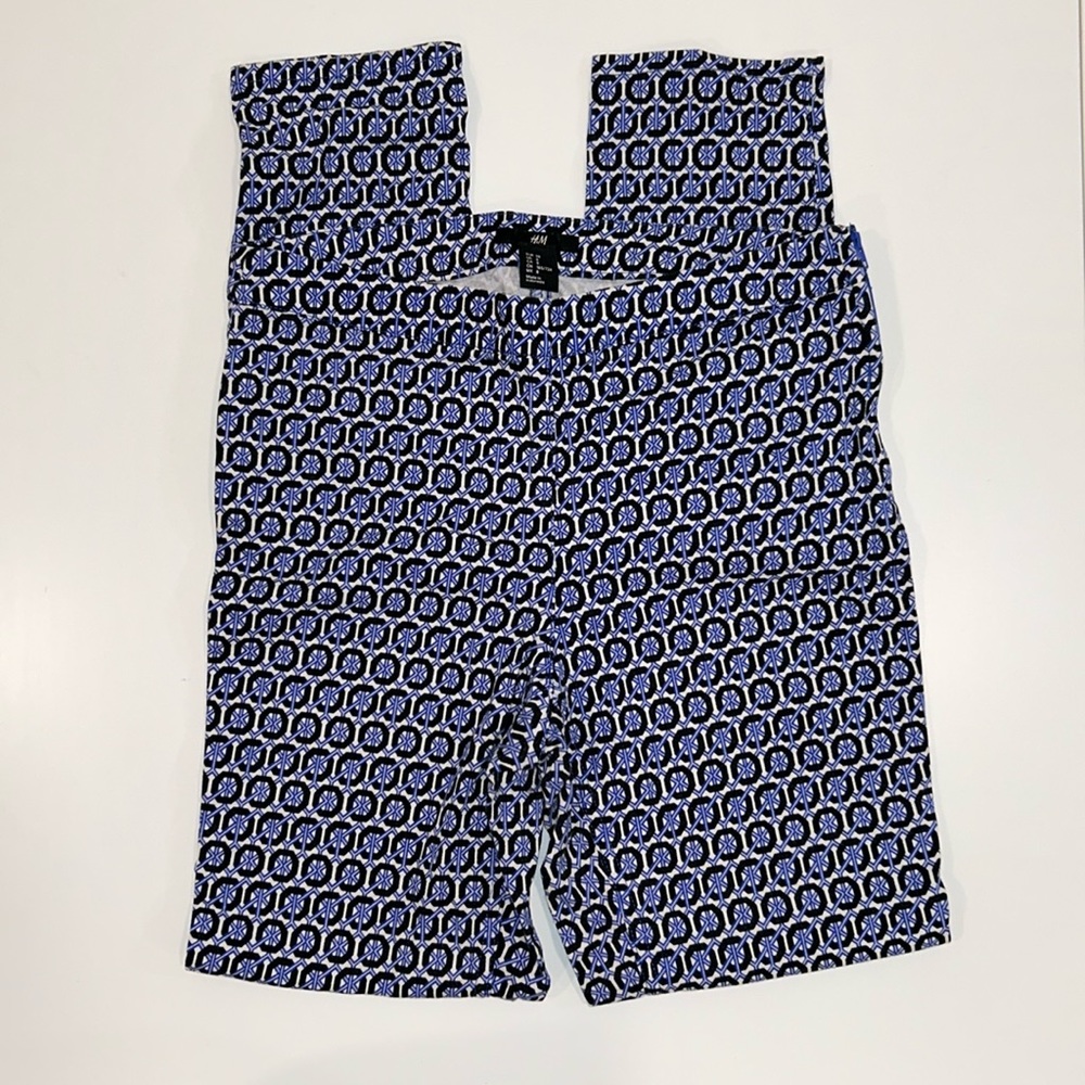 H&M geometric pattern white, black & blue side zipper pants for women